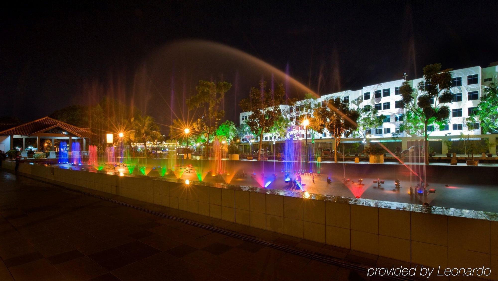 Wana Riverside Hotel Malacca Amenities foto