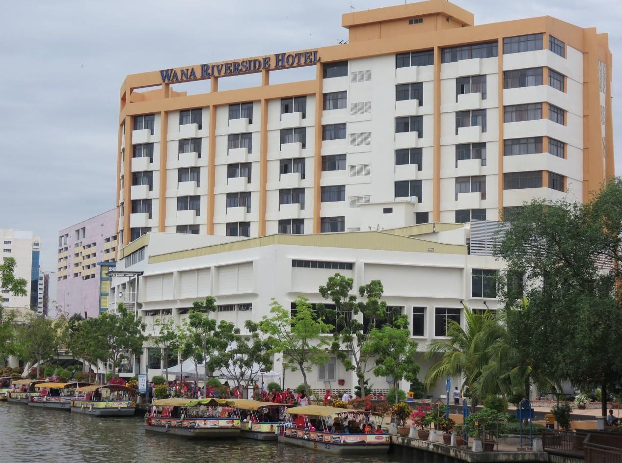 Wana Riverside Hotel Malacca Esterno foto